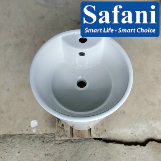 Lavabo trụ đứng tròn liền khối 138