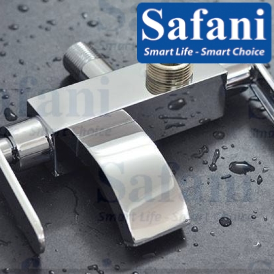 Sen cây tắm đứng lạnh đồng thau mạ crome 924L